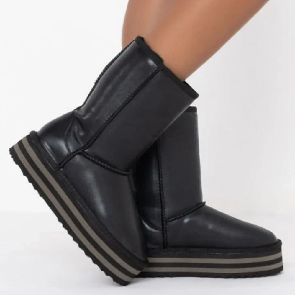 AZALEA WANG SHOW ME FLAT BOOTIE IN BLACK